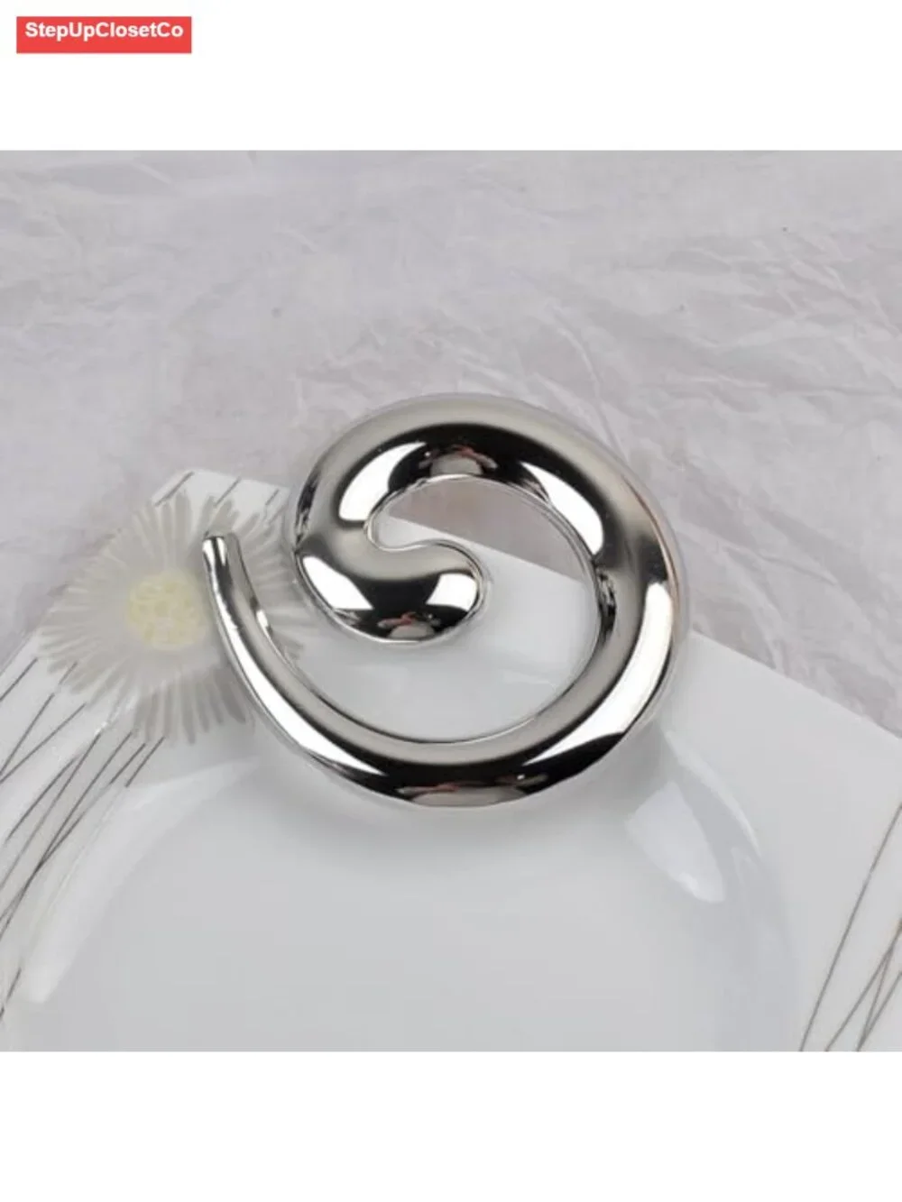 Chunky Spiral Statement Brooch Pin for Women, Minimalist Swirl Design